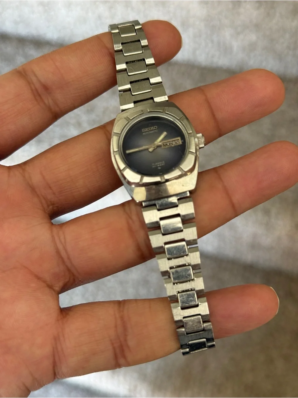 Seiko vintage automatic  Blue Dial Day-Date Watch Womens rare find